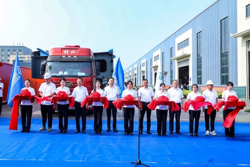 發車！1000t“鋼鐵巨獸”，助力長江中上游大規模碼頭建設